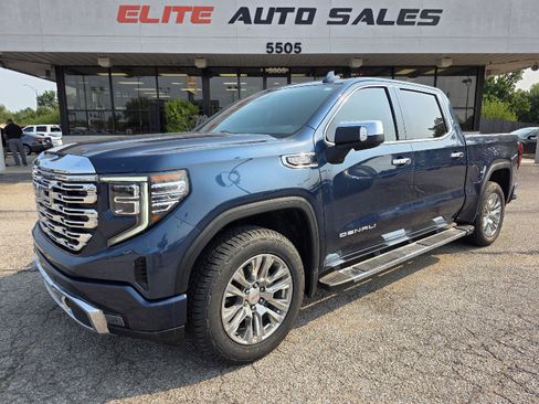 Used 2022 GMC Sierra 1500 Denali AWD/4WD image 1