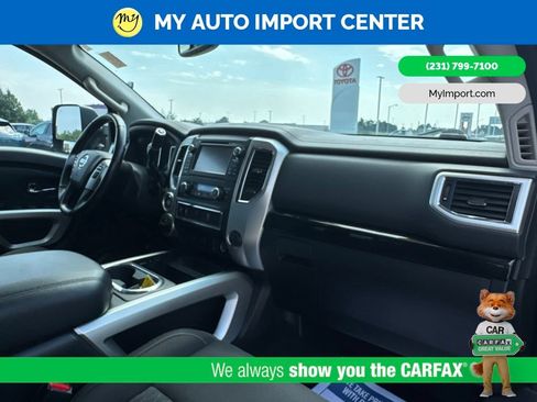 Used 2018 Nissan Titan SV w/ SV Convenience Package AWD/4WD image 28