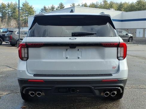 New 2026 Ford Explorer ST w/ Sun And Sound Package image 6