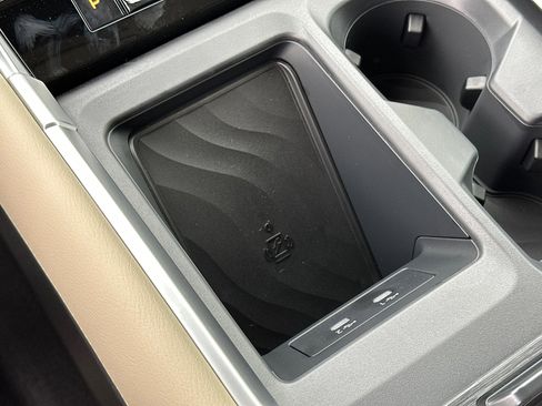 New 2026 Nissan Armada Platinum Reserve image 40