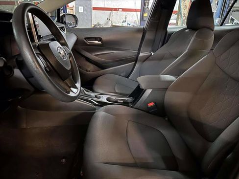 Certified 2021 Toyota Corolla LE image 13