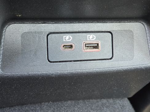 Used 2024 Nissan Altima 2.5 SV FWD image 13