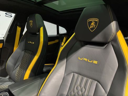 Used 2024 Lamborghini Urus S image 17