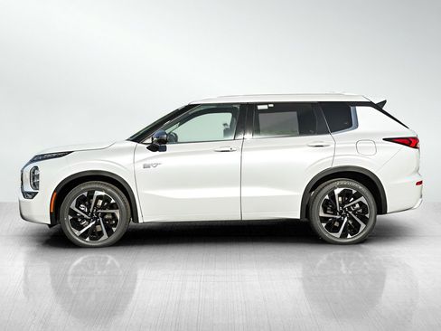 New 2025 Mitsubishi Outlander SEL image 4