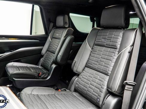 Used 2026 Cadillac Escalade Platinum Sport AWD/4WD image 56
