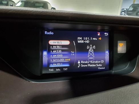 Used 2017 Lexus ES 350 w/ Premium Package FWD image 28