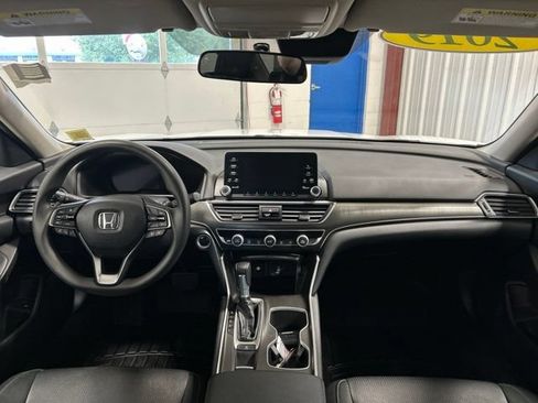 Used 2019 Honda Accord LX image 15