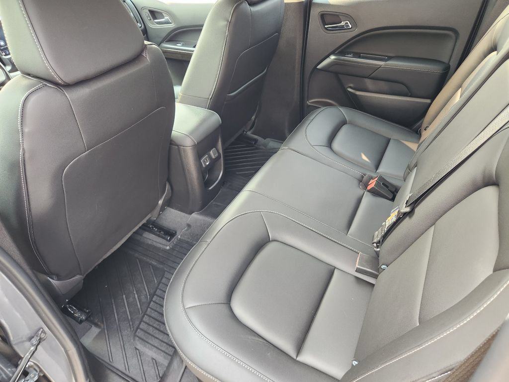 Used 2022 GMC Canyon Elevation w/ Elevation Premium Package AWD/4WD image 30