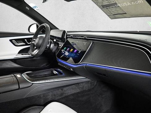 New 2026 Mercedes-Benz E 53 AMG e 4MATIC Sedan image 24
