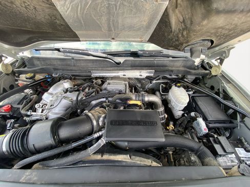 Used 2019 GMC Sierra 3500 Denali w/ Duramax Plus Package image 32