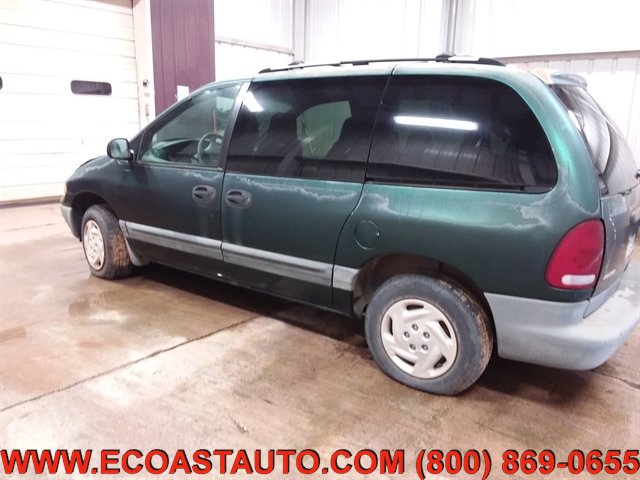 Used 1997 Dodge Caravan SE FWD image 3