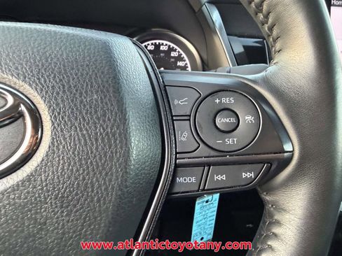 Used 2023 Toyota Camry SE image 25