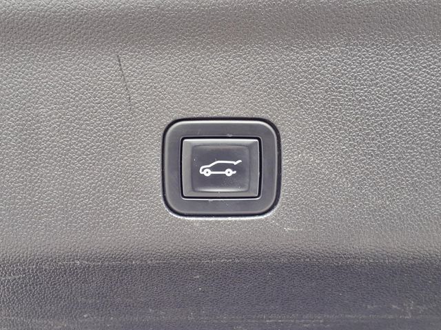 Used 2021 GMC Yukon Denali w/ Denali Ultimate Package AWD/4WD image 9