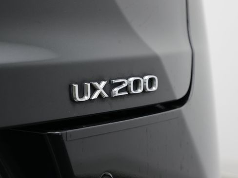Used 2021 Lexus UX 200 w/ Accessory Package (Z2) FWD image 15