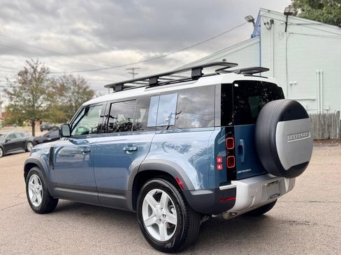 Used 2022 Land Rover Defender 110 S image 4