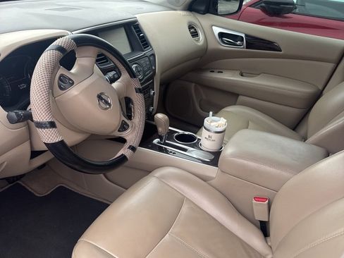 Used 2015 Nissan Pathfinder SL w/ SL Tech Package image 6