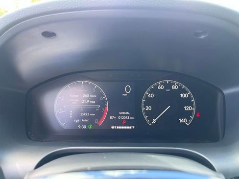 Used 2023 Honda HR-V Sport image 12