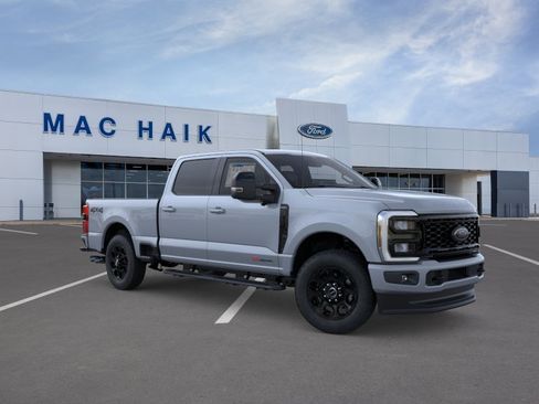 New 2026 Ford F250 Lariat w/ Black Appearance Package AWD/4WD image 38