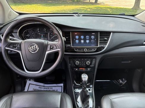 Used 2018 Buick Encore Essence w/ Experience Buick Package AWD/4WD image 32