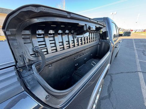 Used 2020 RAM 1500 Laramie image 22