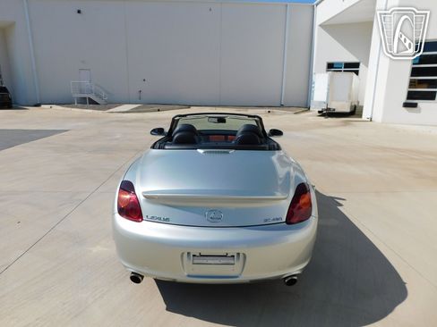 Used 2003 Lexus SC 430 Convertible RWD image 23