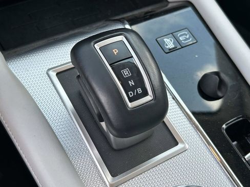 Used 2023 Mitsubishi Outlander SEL image 12