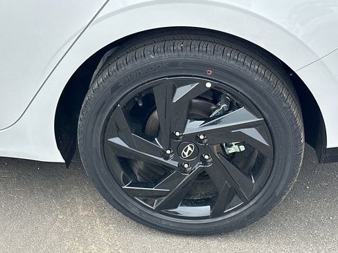 New 2026 Hyundai Elantra SEL Sport Premium FWD image 20
