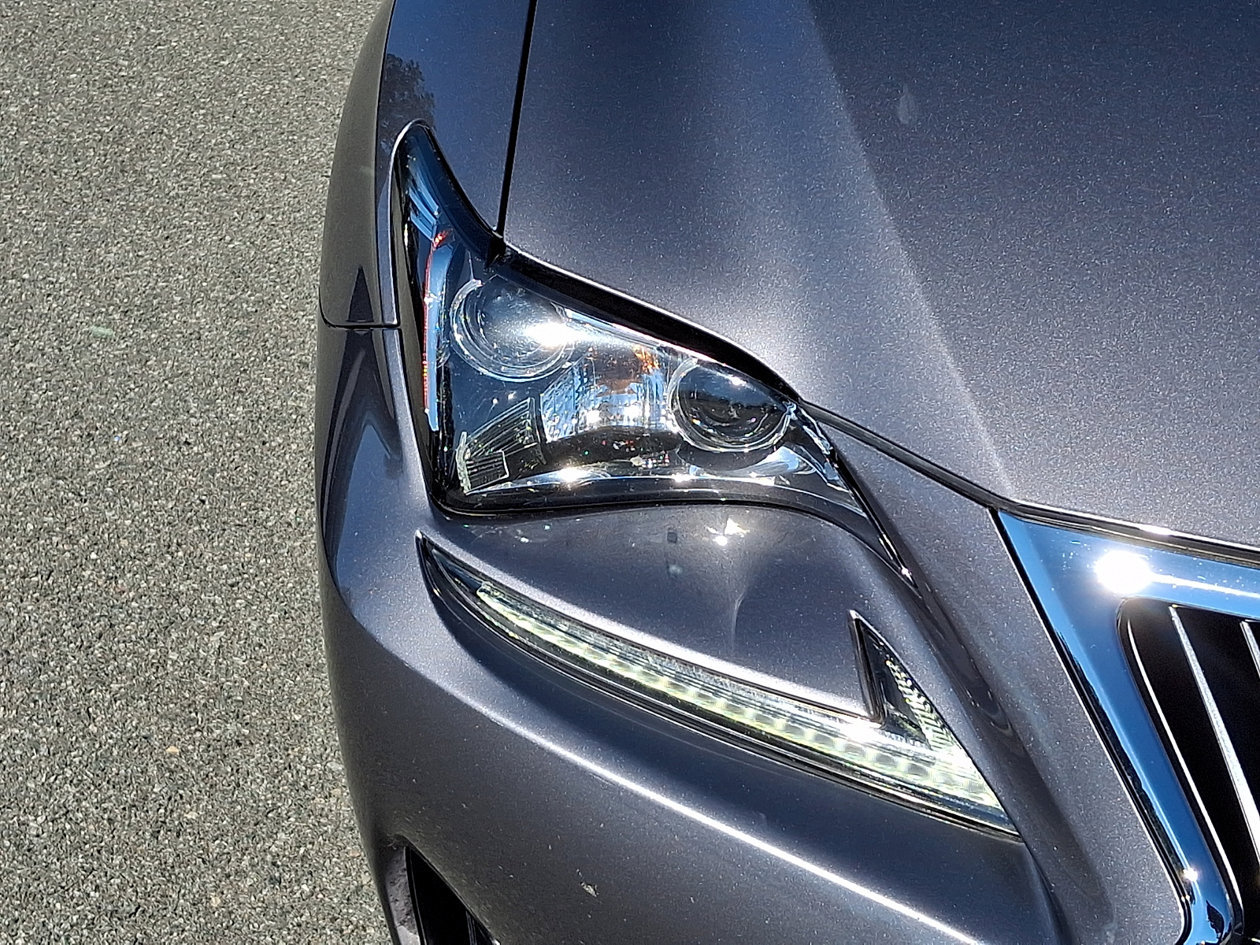Used 2015 Lexus RC 350 w/ Luxury Package RWD image 9