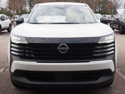 New 2026 Nissan Kicks S image 2