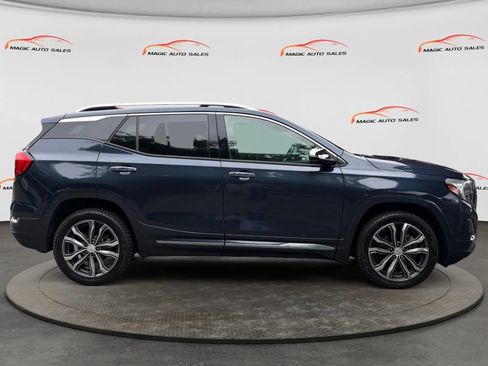 Used 2019 GMC Terrain Denali w/ GMC Pro Grade Package AWD/4WD image 6