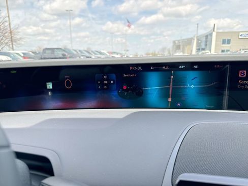 New 2026 Lincoln Nautilus Reserve AWD/4WD image 12