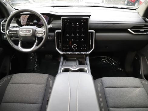 Used 2025 GMC Acadia Elevation image 20