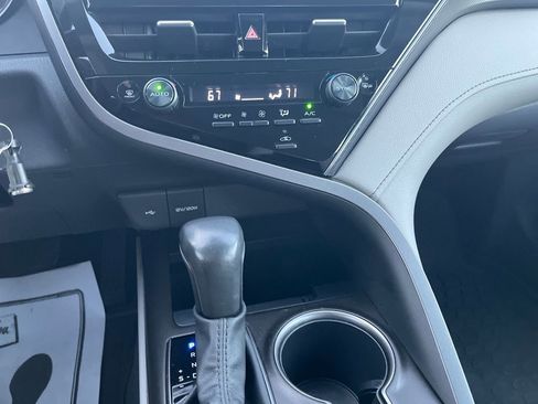 Certified 2023 Toyota Camry SE image 18