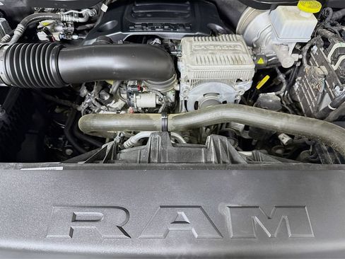 Used 2023 RAM 1500 Laramie AWD/4WD image 37