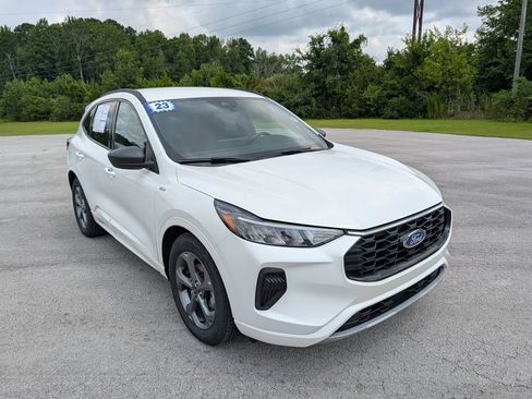 Certified 2023 Ford Escape ST-Line w/ Tech Pack #1 FWD image 2
