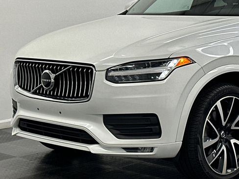 Used 2020 Volvo XC90 T6 Momentum w/ Protection Package Premier image 2
