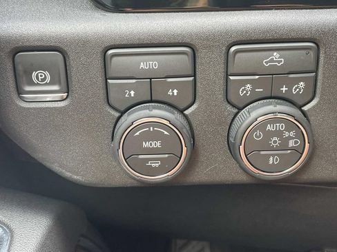 Used 2026 Chevrolet Silverado 1500 RST AWD/4WD image 18