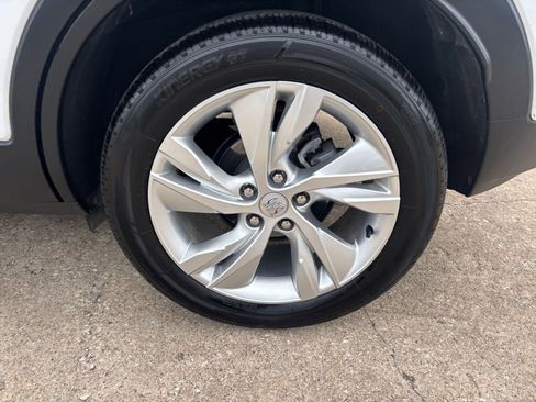 Used 2025 Buick Encore GX Preferred image 29