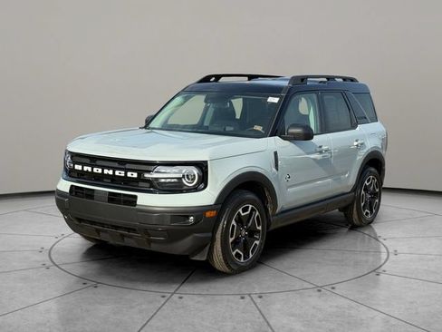 Certified 2024 Ford Bronco Sport Outer Banks w/ Tech Package AWD/4WD image 3