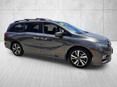 Used 2020 Honda Odyssey Elite image 1