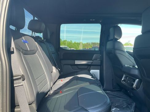 New 2026 Ford F250 Platinum AWD/4WD image 13