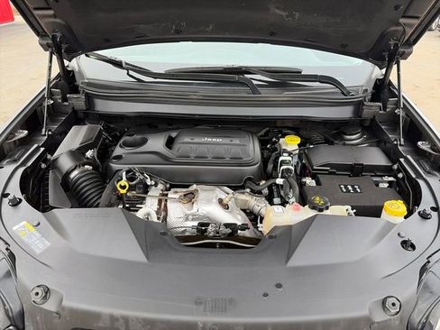 Used 2022 Jeep Cherokee Limited w/ Elite Package AWD/4WD image 54