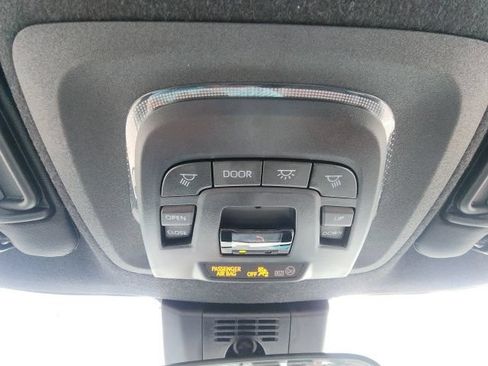 Used 2025 Toyota Corolla XSE FWD image 29