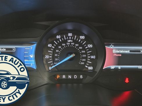 Used 2015 Ford Edge Titanium image 15