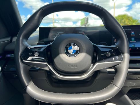 Used 2024 BMW 530i image 34