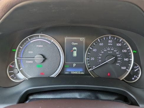 Used 2019 Lexus RX 450h AWD w/ Navigation Package image 19