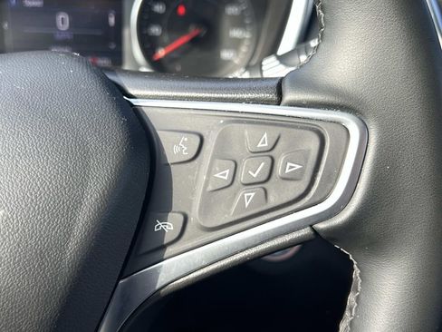 Used 2023 Chevrolet Equinox LT image 21