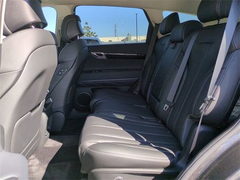 Certified 2025 Genesis GV80 2.5T Standard image 11