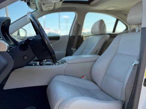 Used 2013 Lexus LS 460 LS 460 Sedan 4D image 2