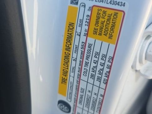 New 2026 Chevrolet Equinox LT image 33